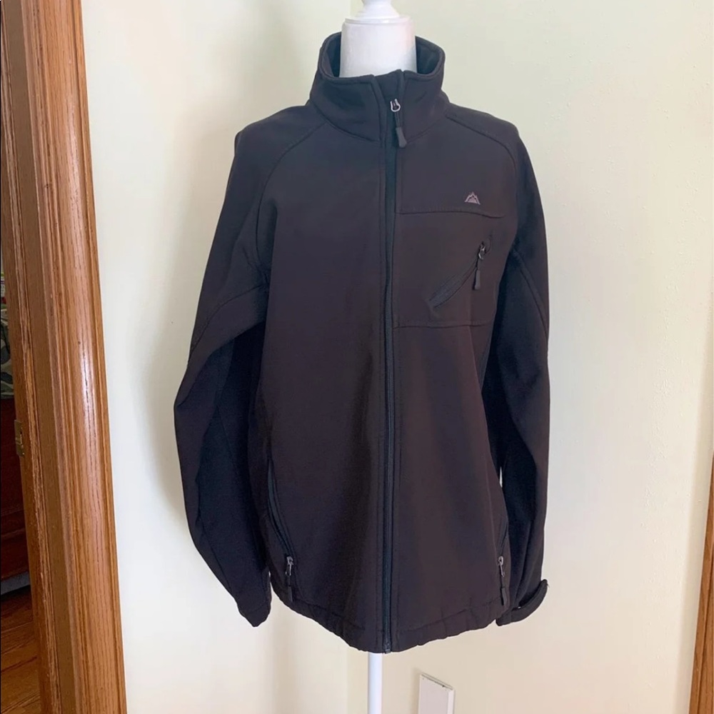 Men’s Black Softshell Jacket - image 3